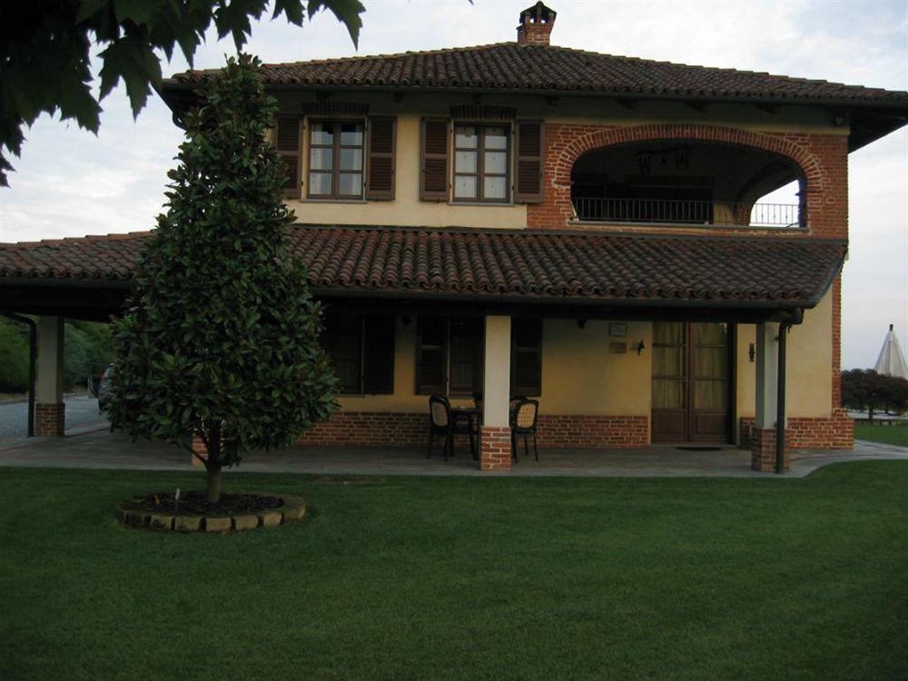 贝拉维斯塔卡希纳住宿加早餐旅馆 Tigliole 外观 照片