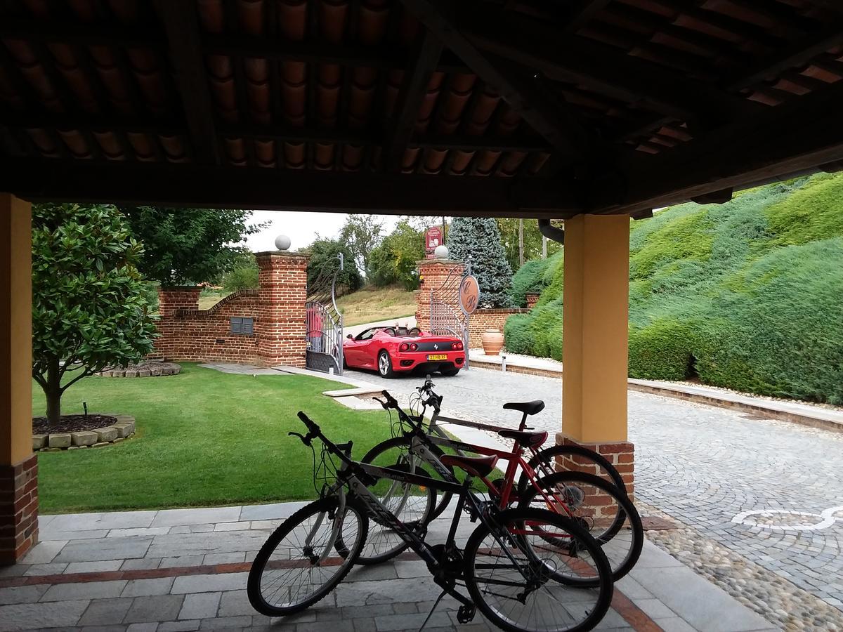 贝拉维斯塔卡希纳住宿加早餐旅馆 Tigliole 外观 照片
